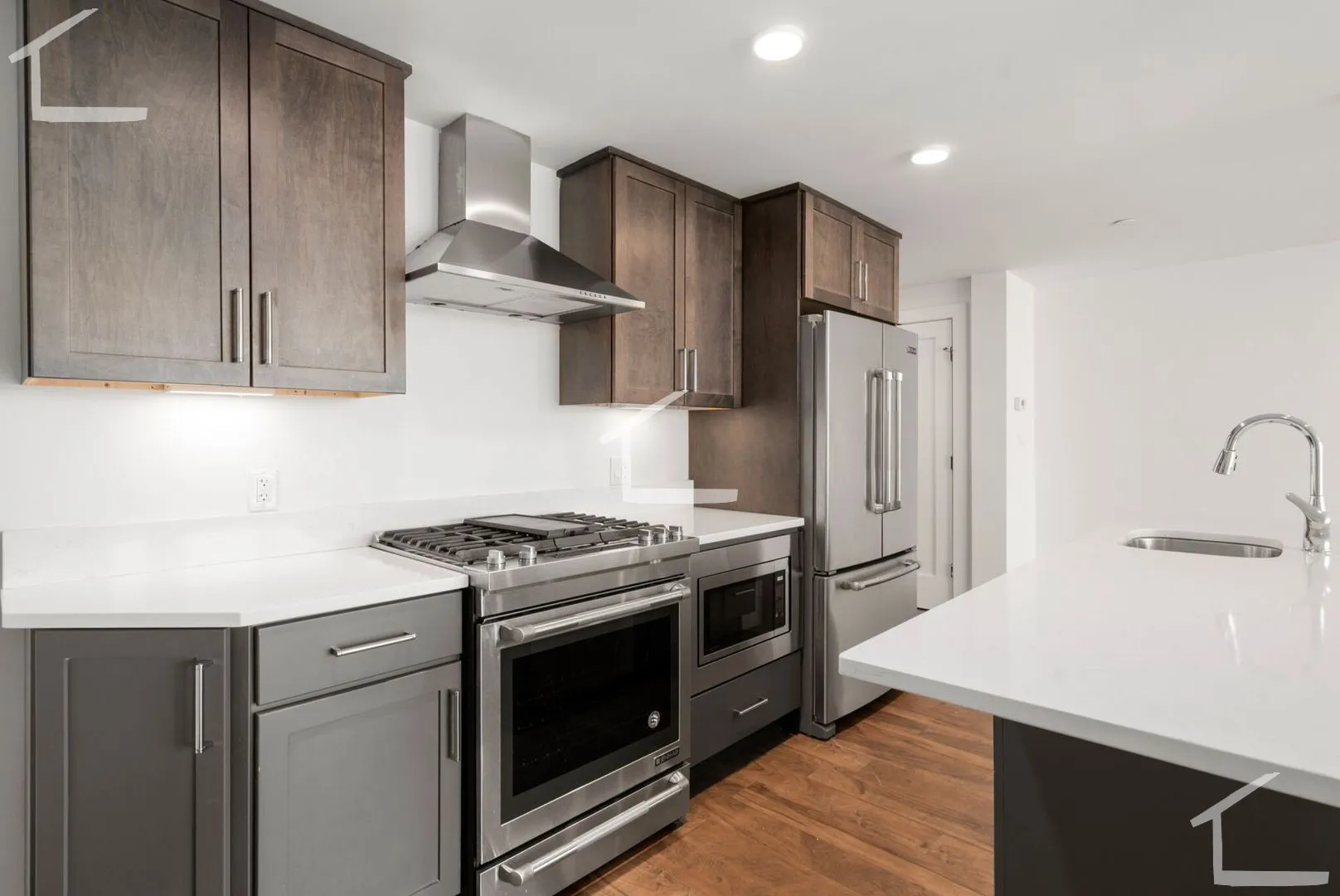 3 bed, 2 bath apartment for rent at 26 Hichborn St Unit 11, Brighton — photo 4 of 17
