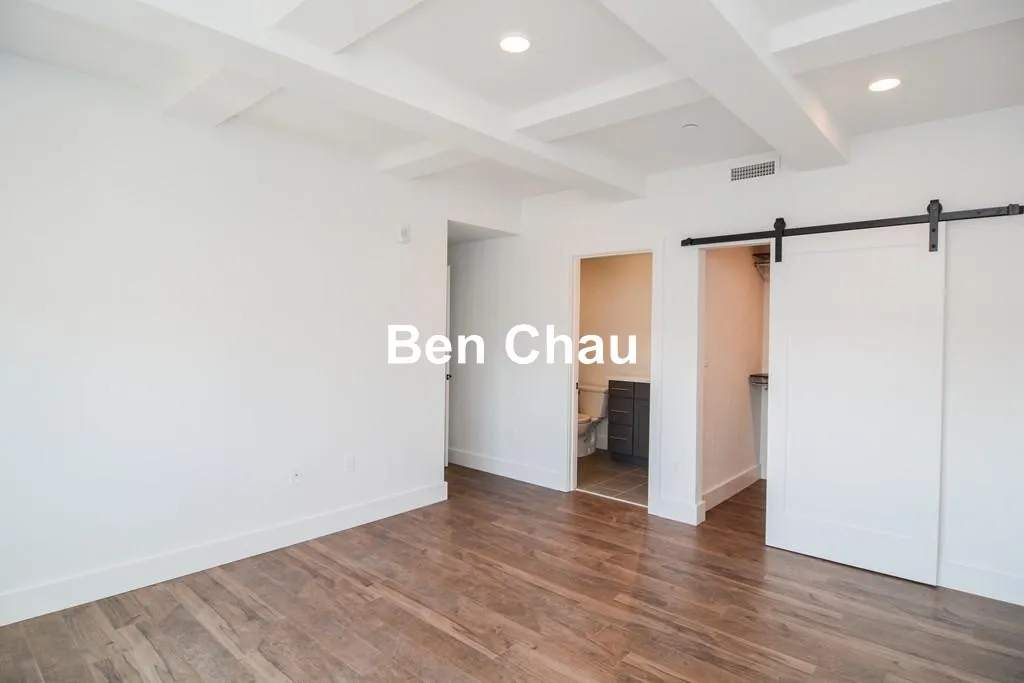 3 bed, 2 bath apartment for rent at 26 Hichborn St Unit 17B, Brighton — photo 6 of 18