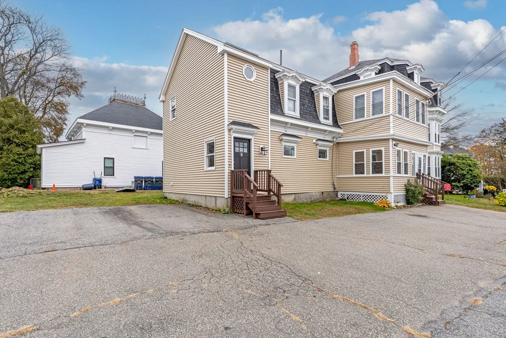 1 bed, 1 bath apartment for rent at 26 High St Unit 1R, Methuen — photo 2 of 26