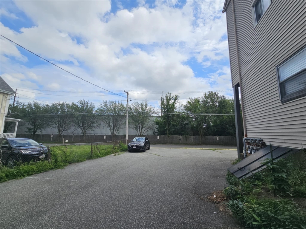 2 bed, 1 bath apartment for rent at 26 Holden St Unit 1, Malden — photo 25 of 26