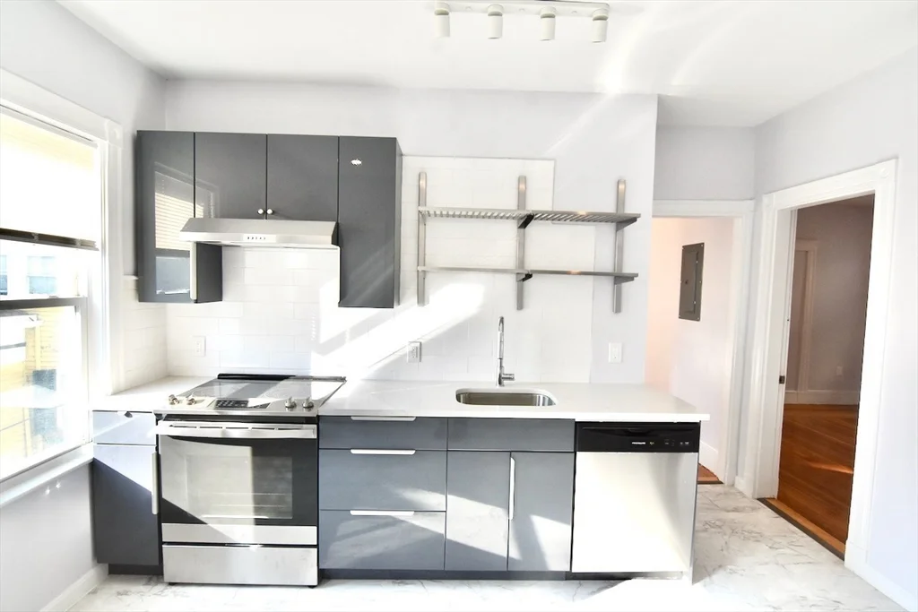 3 bed, 1 bath apartment for rent at 26 Howes St Unit 2, Boston — photo 10 of 23
