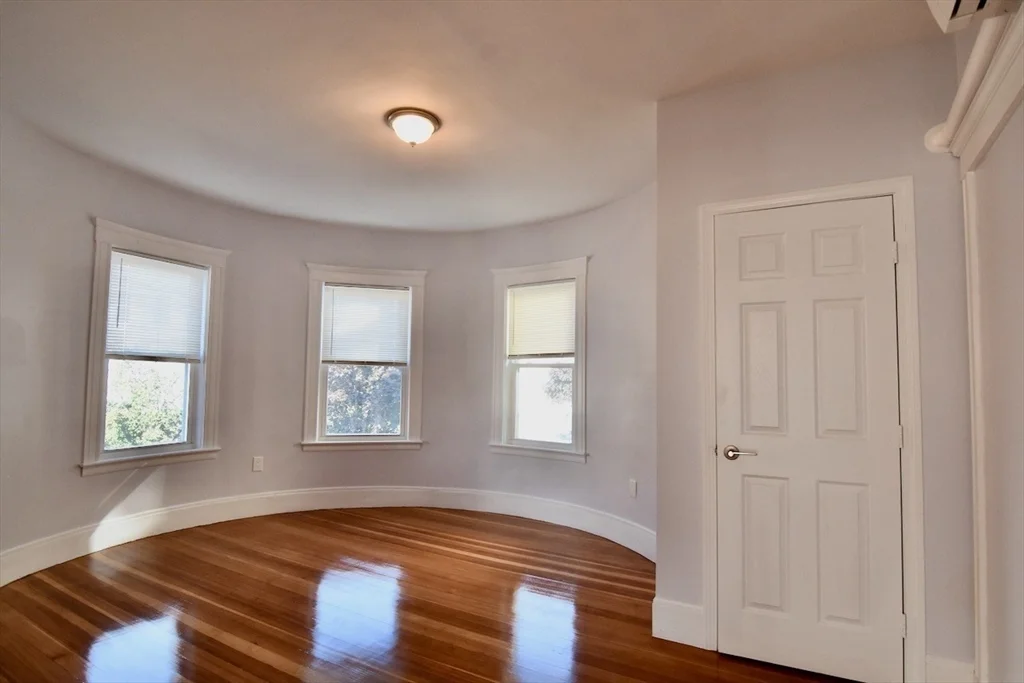 3 bed, 1 bath apartment for rent at 26 Howes St Unit 2, Boston — photo 6 of 23
