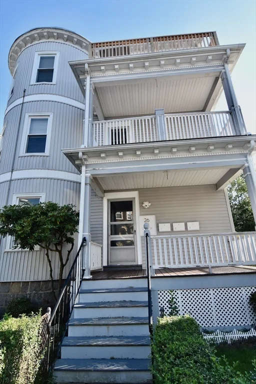 3 bed, 1 bath apartment for rent at 26 Howes St Unit 2, Boston — photo 5 of 23