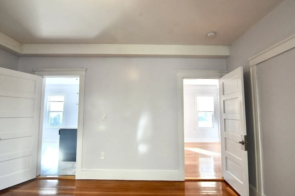 3 bed, 1 bath apartment for rent at 26 Howes St Unit 2, Boston — photo 4 of 23