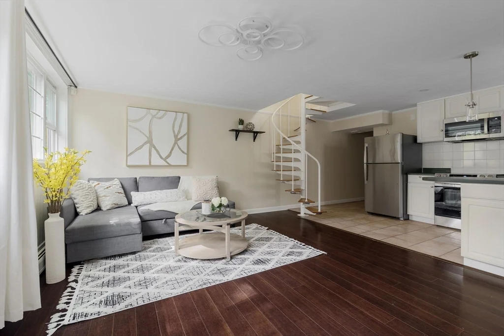 3 bed, 2 bath apartment for rent at 26 Inman St Unit 1D, Mid Cambridge