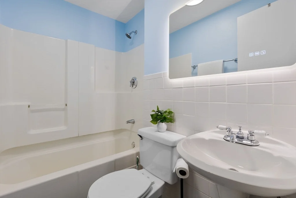 3 bed, 2 bath apartment for rent at 26 Inman St Unit 1D, Mid Cambridge — photo 12 of 18