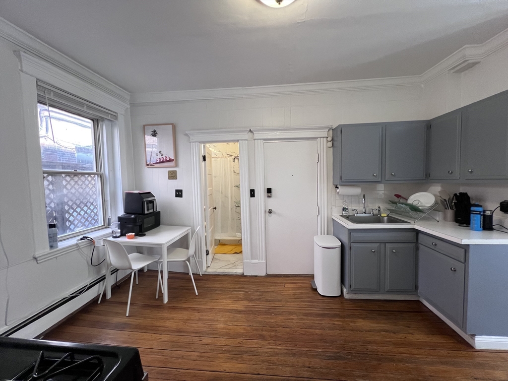 1 bed, 1 bath apartment for rent at 26 Irving St Unit 2, Beacon Hill — photo 2 of 16