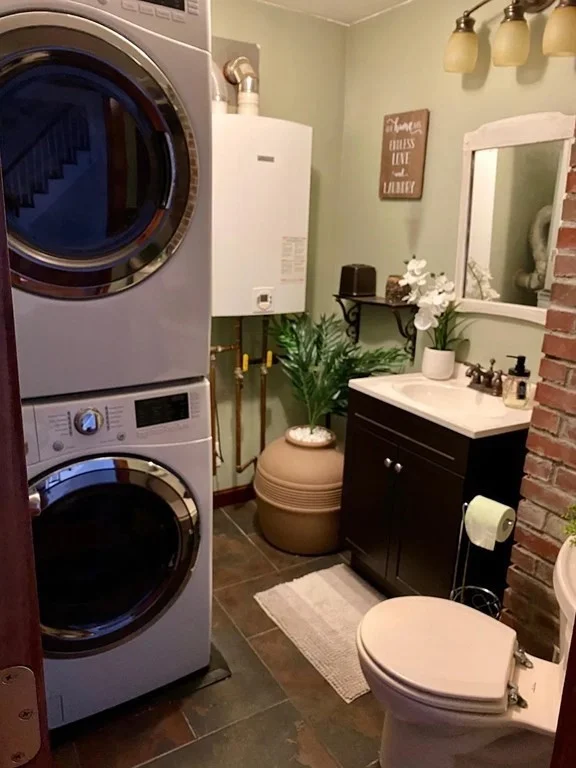 2 bed, 1 bath apartment for rent at 26 Jenkins St, South Boston — photo 4 of 8