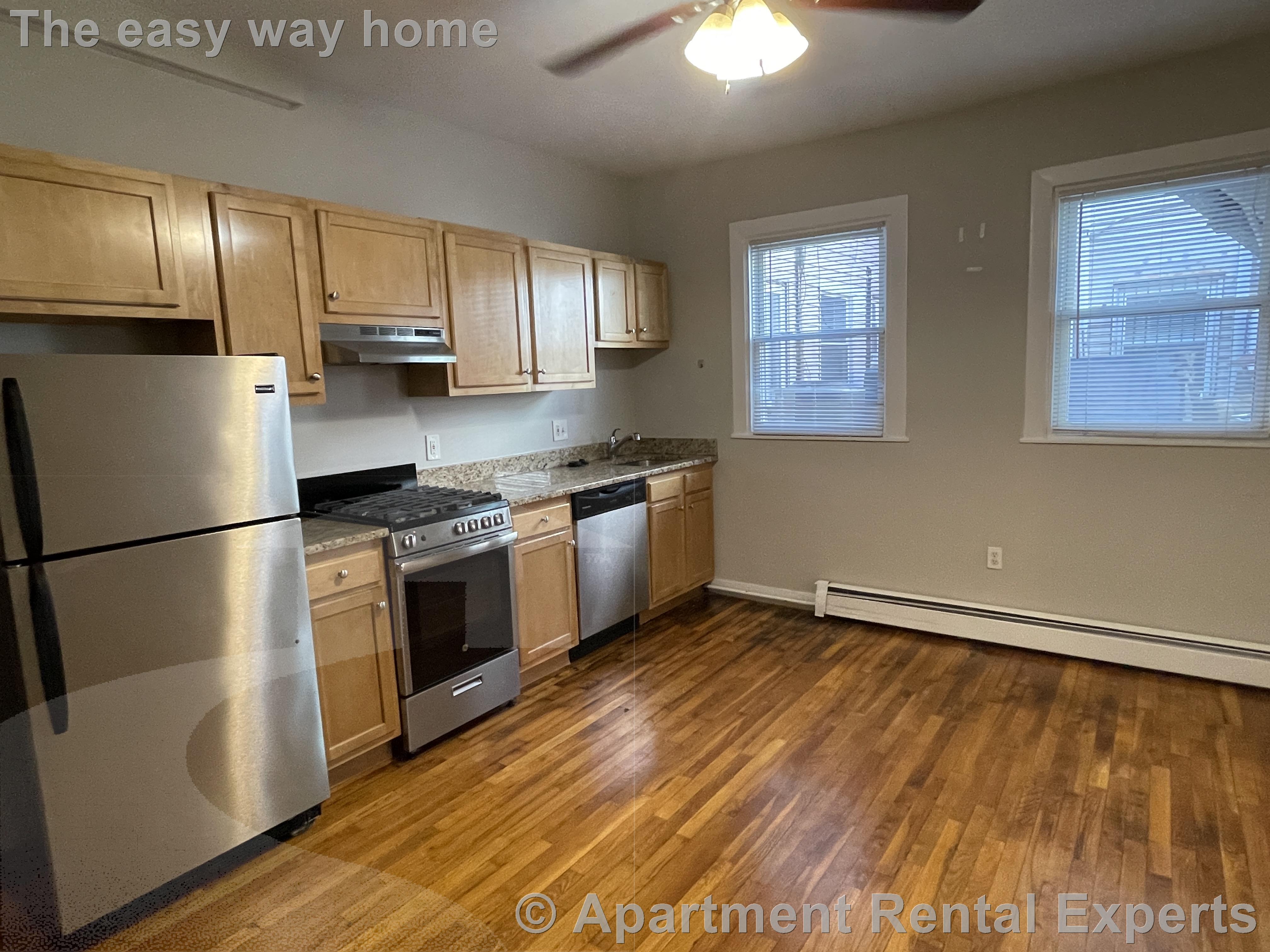 1 bed, 1 bath apartment for rent at 26 Jfk St Unit 2, Harvard Square — photo 3 of 10