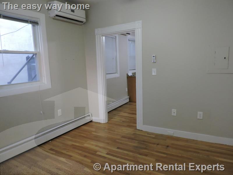 1 bed, 1 bath apartment for rent at 26 Jfk St Unit 3, Harvard Square — photo 5 of 6