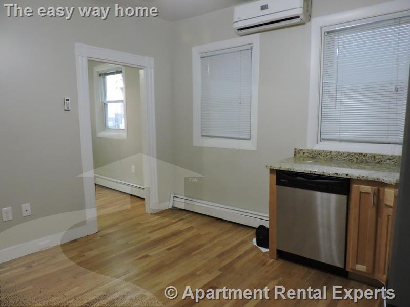 1 bed, 1 bath apartment for rent at 26 Jfk St Unit 3, Harvard Square — photo 3 of 6