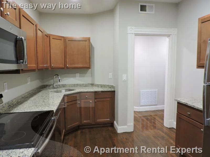 1 bed, 1 bath apartment for rent at 26 Jfk St Unit 5, Harvard Square — photo 1 of 9
