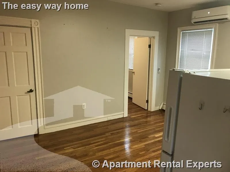 1 bed, 1 bath apartment for rent at 26 Jfk St Unit 7, Harvard Square — photo 3 of 4