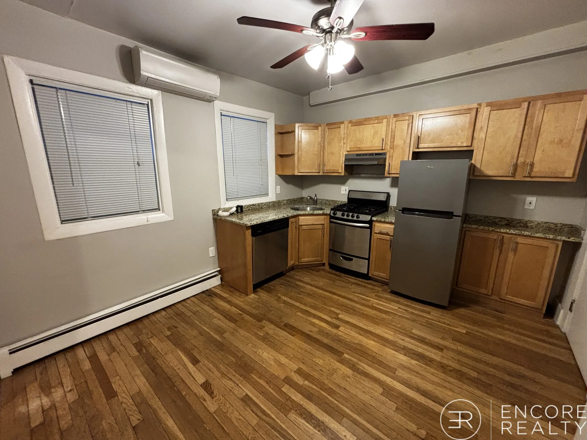 1 bed, 1 bath apartment for rent at 26 Jfk St Unit 3, Riverside — photo 1 of 12