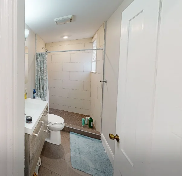 1 bed, 1 bath apartment for rent at 26 Jfk St Unit 5, Riverside — photo 8 of 10