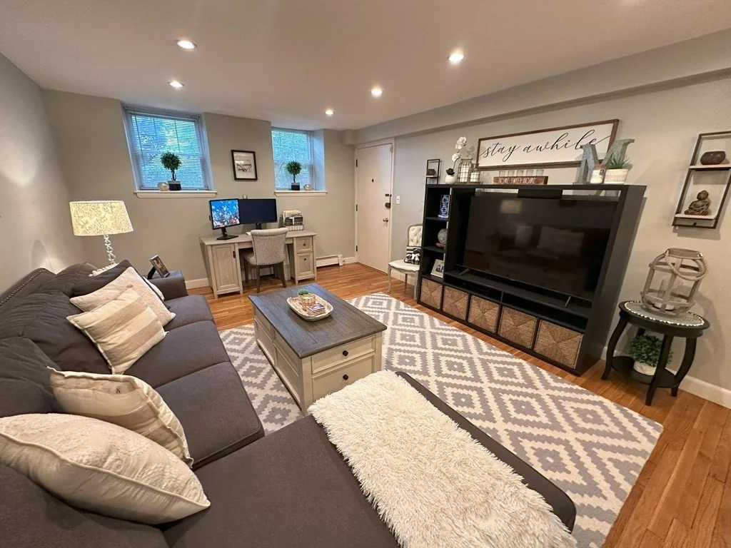 1 bed, 1 bath apartment for rent at 26 John Unit B, Coolidge Corner — photo 2 of 8