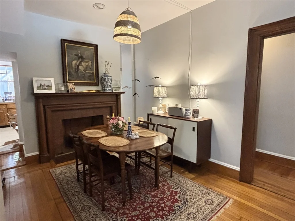 3 bed, 2 bath apartment for rent at 26 Kilsyth Rd Unit 26, Brookline Hills — photo 3 of 20