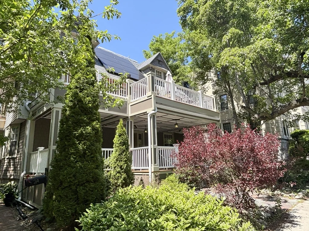 3 bed, 2 bath apartment for rent at 26 Kilsyth Rd Unit 26, Brookline Hills — photo 20 of 20