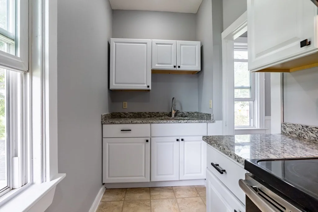 3 bed, 1 bath apartment for rent at 26 Kilton St Unit 1, Taunton — photo 8 of 20
