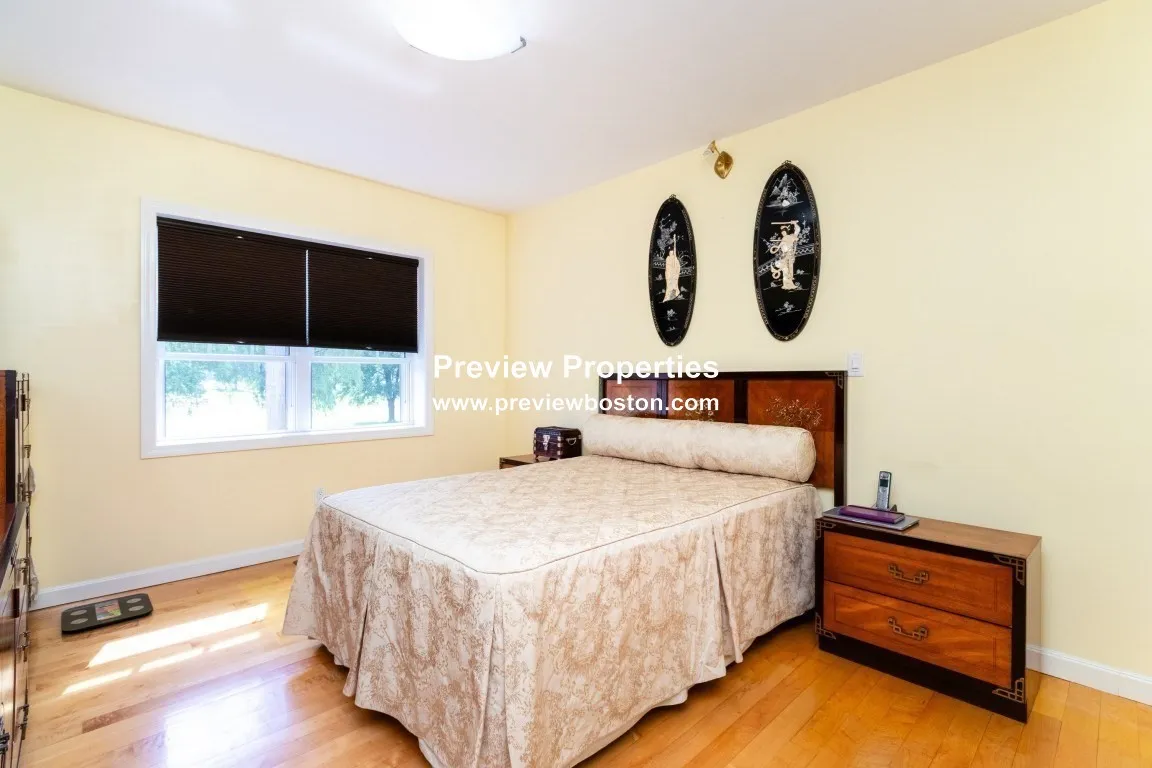2 bed, 1 bath apartment for rent at 26 Lake Shore Ct Unit 1P, Oak Square — photo 15 of 15