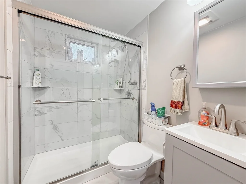 3 bed, 2 bath apartment for rent at 26 Lee Rd Unit 16, Sharon — photo 14 of 24