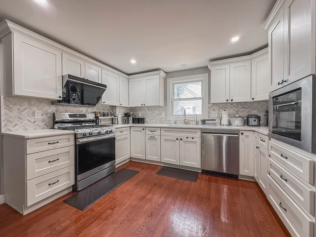3 bed, 2 bath apartment for rent at 26 Lee Rd Unit 16, Sharon — photo 1 of 24
