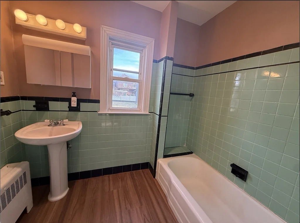 4 bed, 2 bath apartment for rent at 26 Lexington St Unit 2, Everett — photo 7 of 15