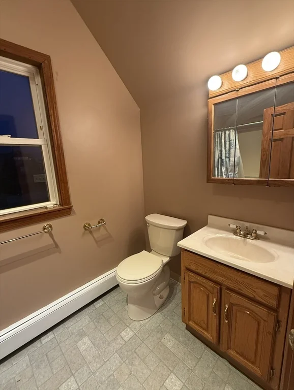 4 bed, 2 bath apartment for rent at 26 Lexington St Unit 2, Everett — photo 9 of 15