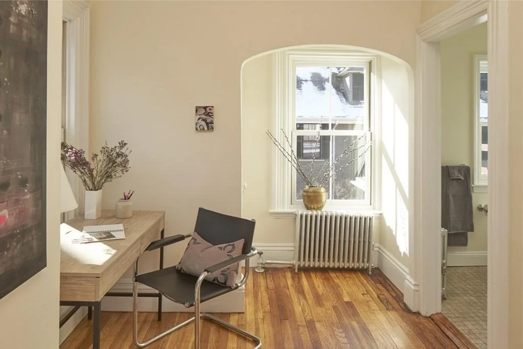 1 bed, 1 bath apartment for rent at 26 Linnaean St Unit 4, Neighborhood Nine — photo 5 of 10
