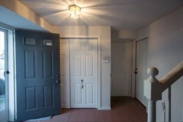 3 bed, 2 bath apartment for rent at 26 Lothrop St Unit 26, Newton — photo 2 of 18