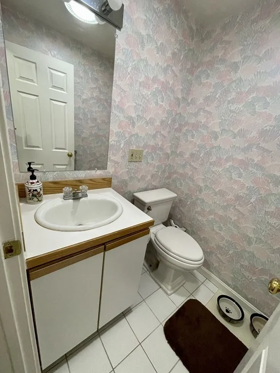 3 bed, 2 bath apartment for rent at 26 Lothrop St Unit 26, Newton — photo 14 of 18