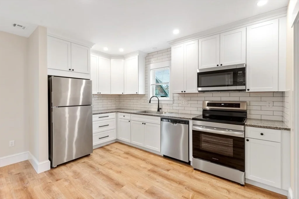2 bed, 1 bath apartment for rent at 26 Lyndale Unit 1, West Gloucester — photo 11 of 29