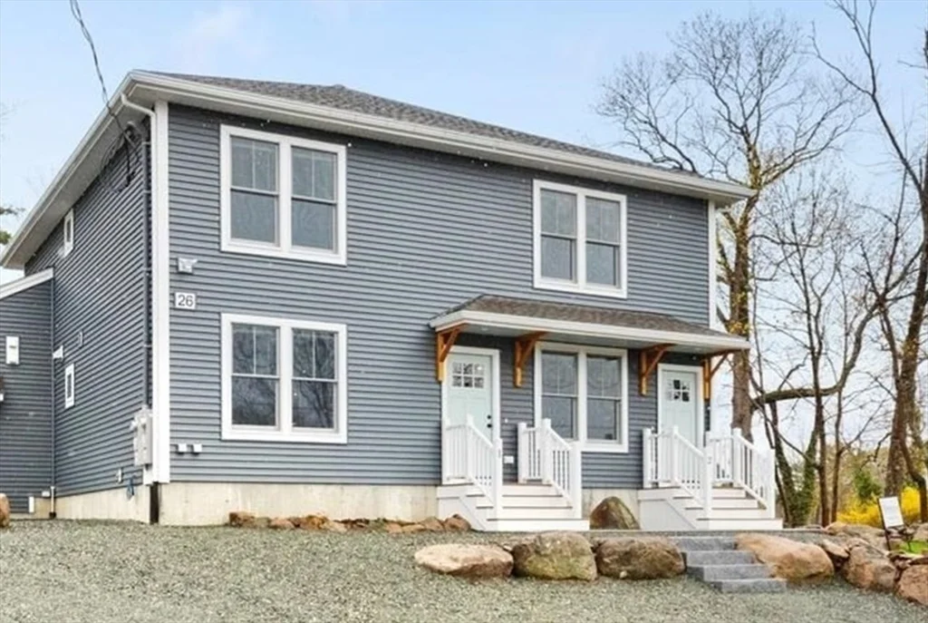 2 bed, 1 bath apartment for rent at 26 Lyndale Unit 1, West Gloucester — photo 1 of 29