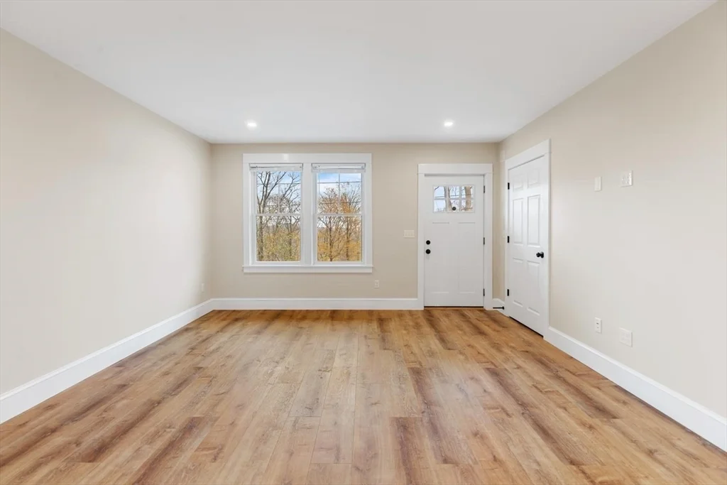 2 bed, 1 bath apartment for rent at 26 Lyndale Unit 1, West Gloucester — photo 5 of 29