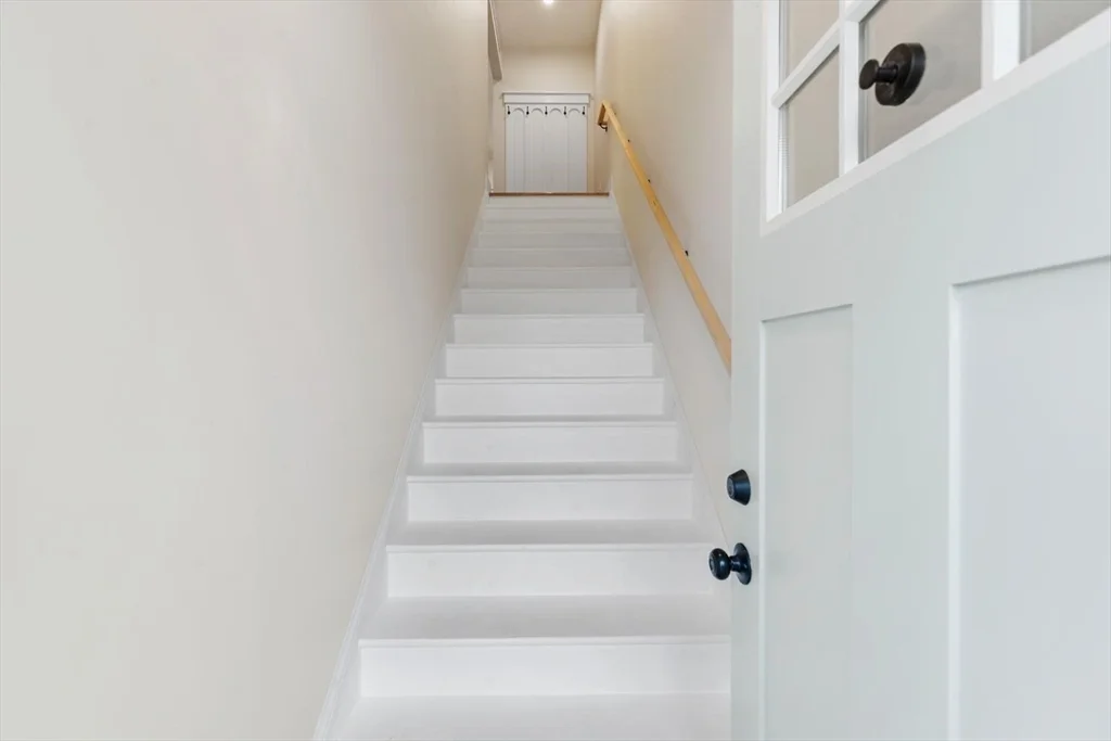 2 bed, 1 bath apartment for rent at 26 Lyndale Unit 2, West Gloucester — photo 3 of 27