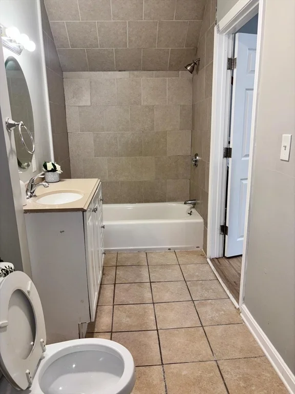 2 bed, 1 bath apartment for rent at 26 Main St Unit 2, Spencer — photo 9 of 12