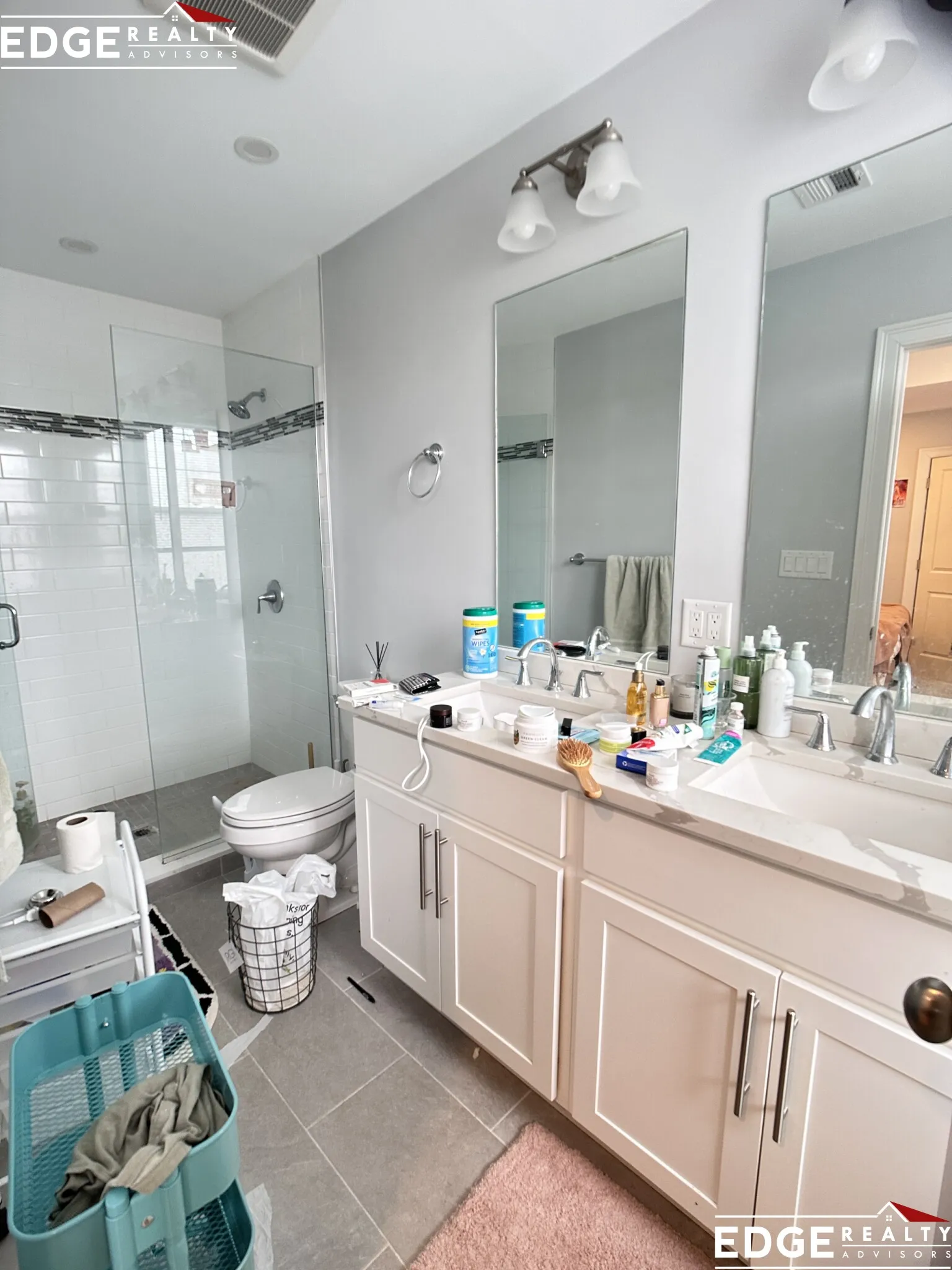 4 bed, 3 bath apartment for rent at 26 Mansfield St Unit 2, Allston — photo 6 of 11