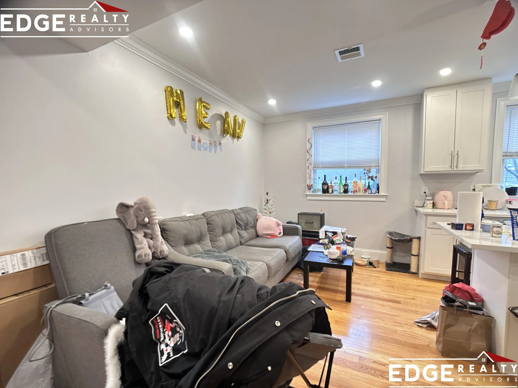 4 bed, 3 bath apartment for rent at 26 Mansfield St Unit 2, Allston — photo 4 of 11