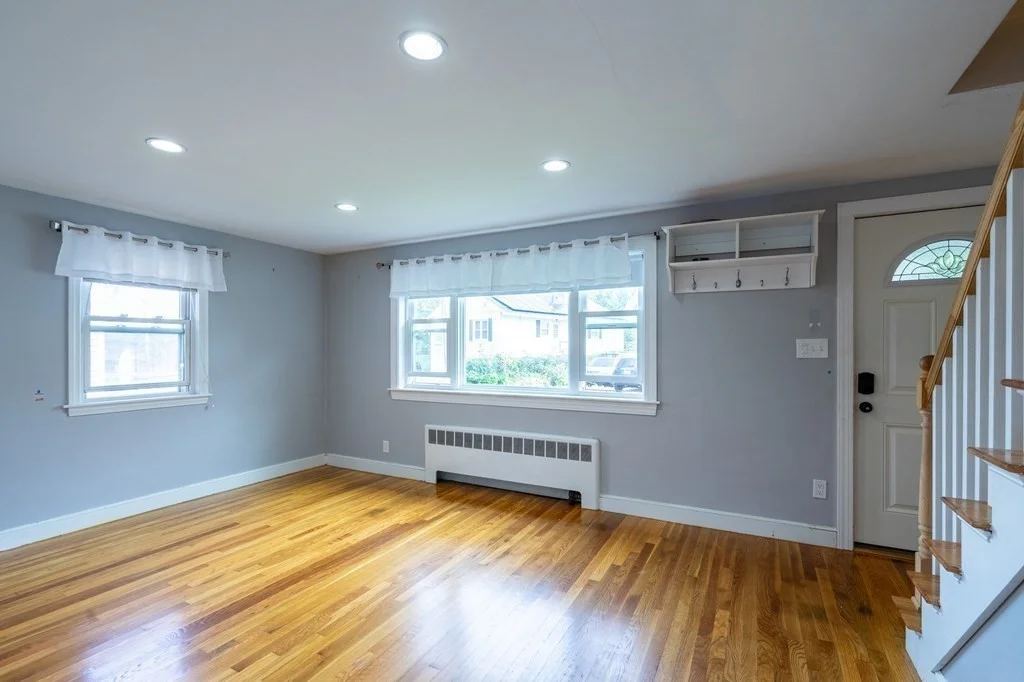 3 bed, 2 bath apartment for rent at 26 Martell Rd, Quincy — photo 3 of 29