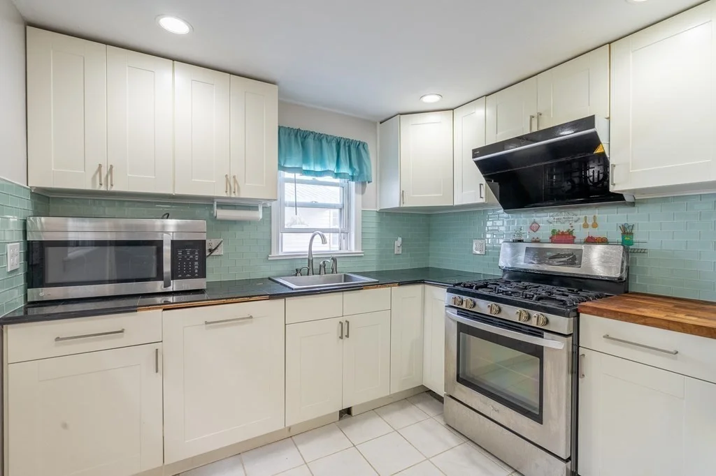 3 bed, 2 bath apartment for rent at 26 Martell Rd, Quincy — photo 12 of 29