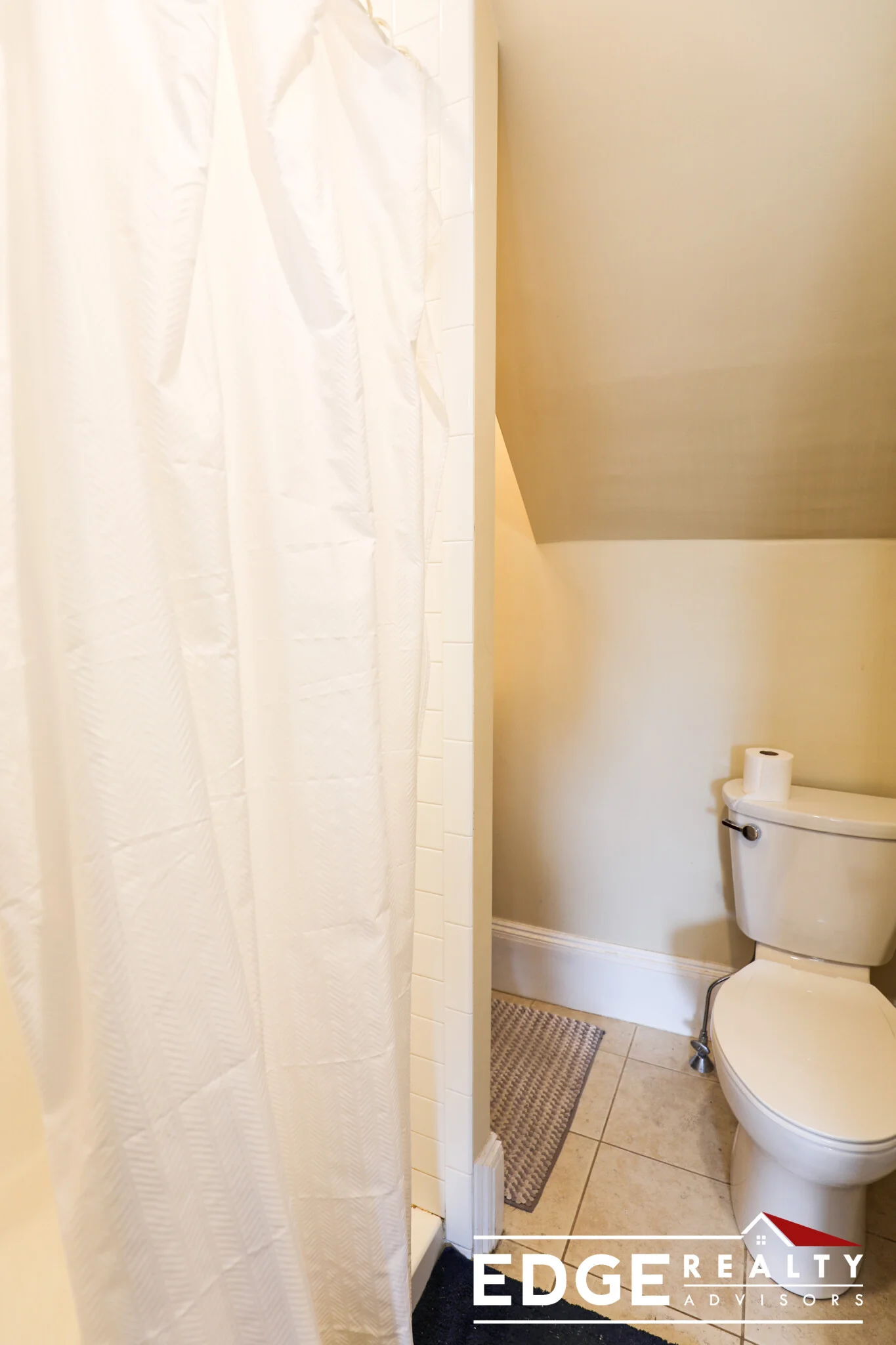 3 bed, 2 bath apartment for rent at 26 Matchett St Unit 1, Brighton — photo 6 of 12
