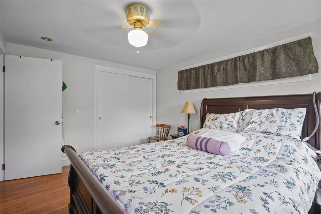 3 bed, 1 bath apartment for rent at 26 Melanie Cir, Seekonk — photo 17 of 29
