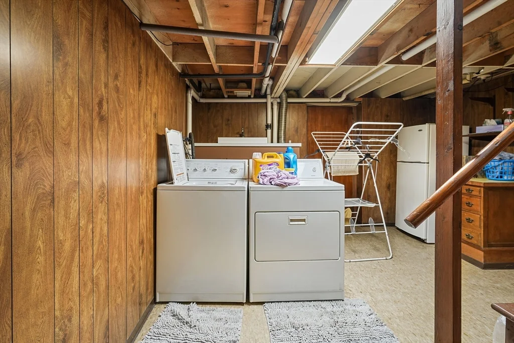 3 bed, 1 bath apartment for rent at 26 Melanie Cir, Seekonk — photo 20 of 29