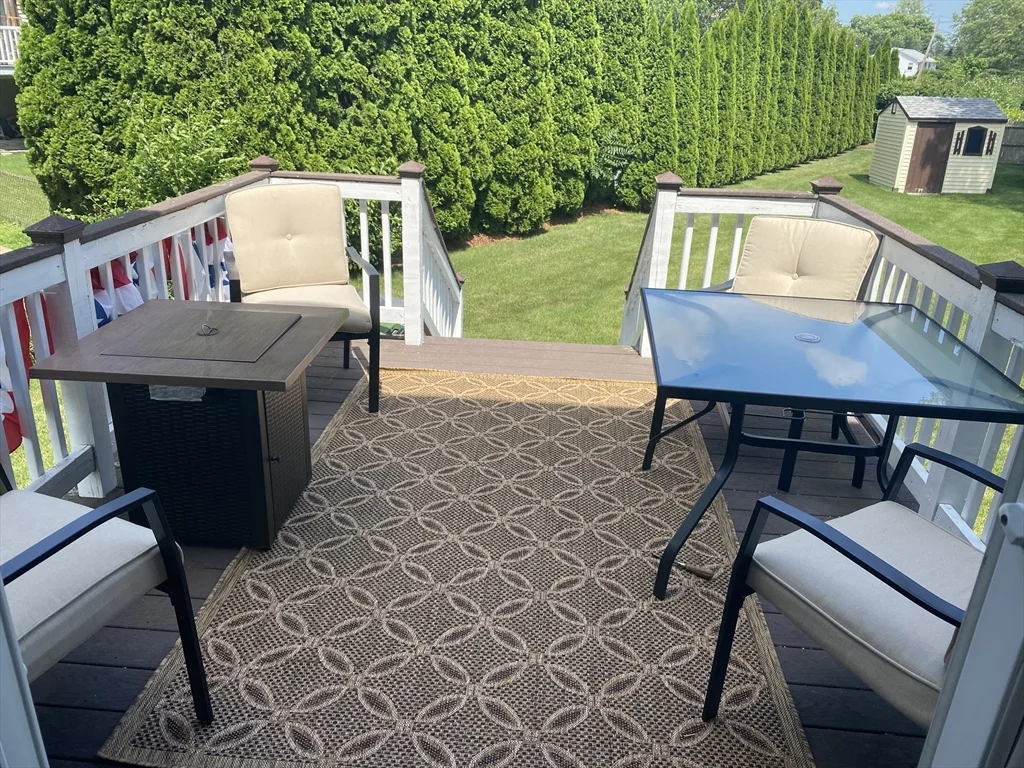 3 bed, 1 bath apartment for rent at 26 Moreland Ave Unit 26, Dedham — photo 9 of 9