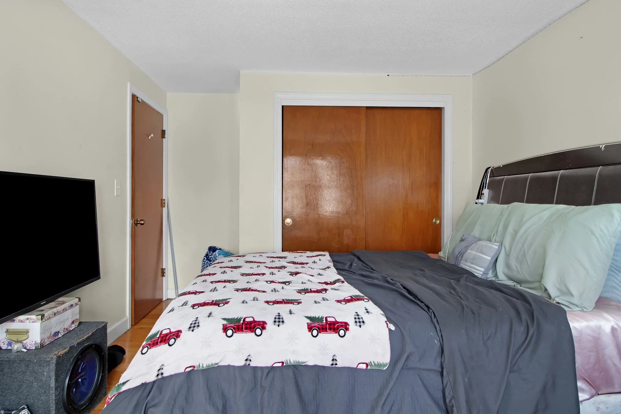3 bed, 1 bath apartment for rent at 26 Moreland Ave Unit 28, Dedham — photo 13 of 16
