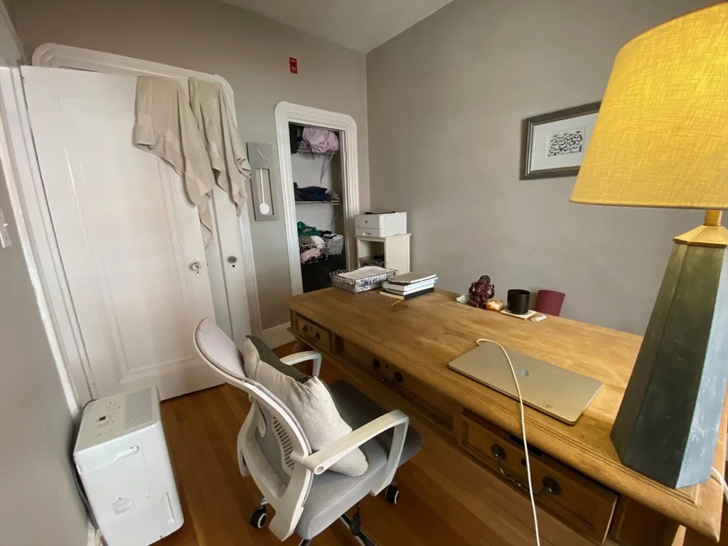 1 bed, 1 bath apartment for rent at 26 Myrtle St Unit 12A, Beacon Hill — photo 6 of 17