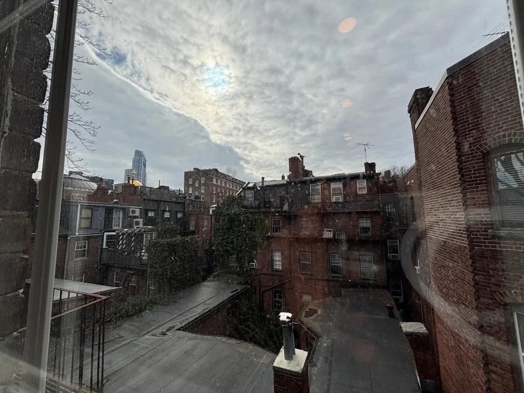 Studio bed, 1 bath apartment for rent at 26 Myrtle St Unit 15, Beacon Hill — photo 5 of 13
