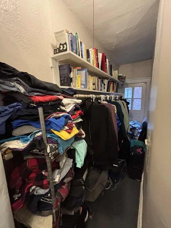 Studio bed, 1 bath apartment for rent at 26 Myrtle St Unit 3, Beacon Hill — photo 9 of 13
