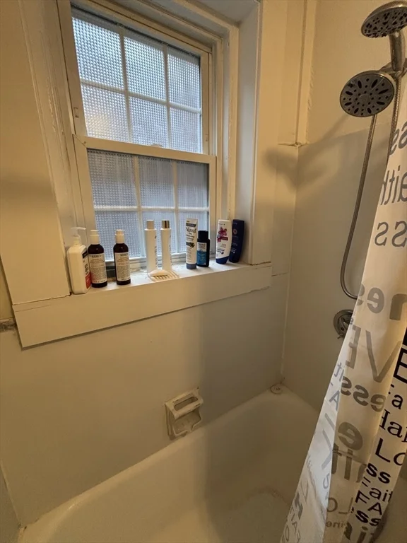 Studio bed, 1 bath apartment for rent at 26 Myrtle St Unit 3, Beacon Hill — photo 12 of 13