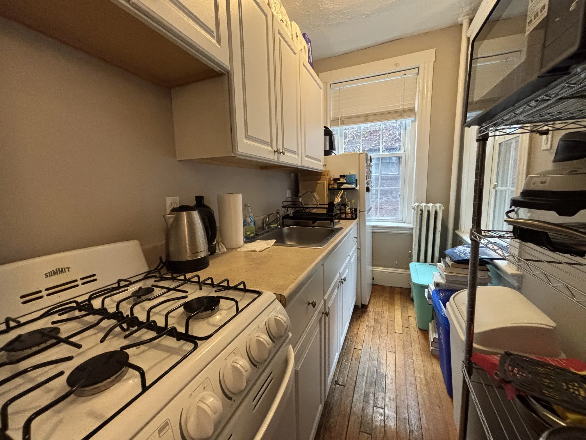 Studio bed, 1 bath apartment for rent at 26 Myrtle St Unit 3, Beacon Hill — photo 5 of 12